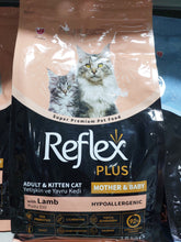 Load image into Gallery viewer, REFLEX PLUS MOTHER &amp; BABY CAT FOOD 1.5KG