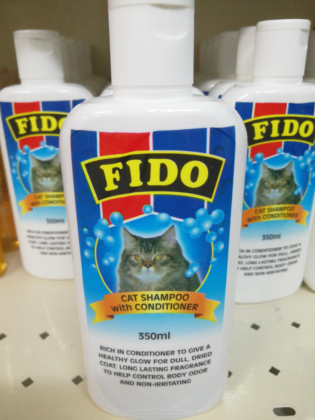 Fido cat shampoo with conditioner. 350ml
