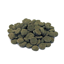 Load image into Gallery viewer, Compound feed in tablet for herbivorous aquarium bottom feeding fish.50GR